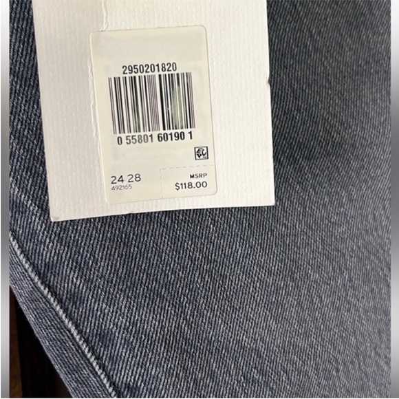 NWT Levi’s 501 High Rise Skinny - Picture 8 of 11